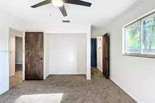 3729 SW 15th St, Gainesville, FL 32608 - Photo 16