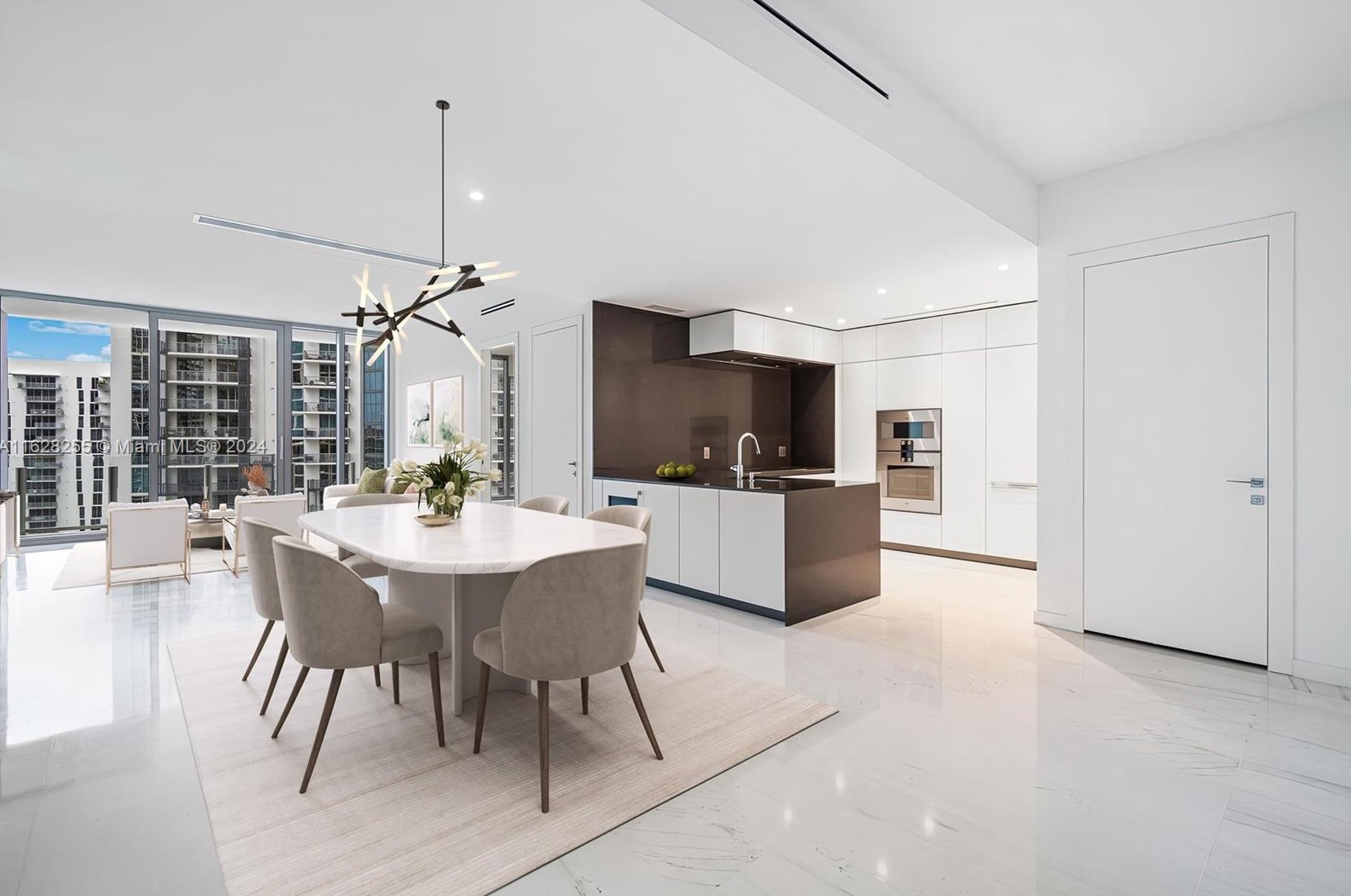 300 Biscayne Blvd Way #2209, Miami, FL 33131