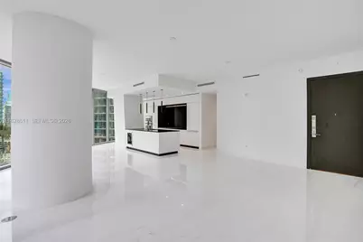 300 Biscayne Blvd Way #1607, Miami, FL 33131 - Photo 6