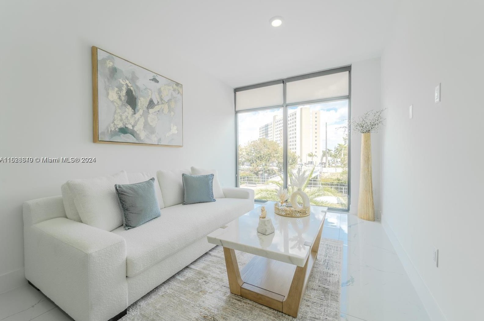 1 Curtiss Pkwy, Miami, FL 33166-5263