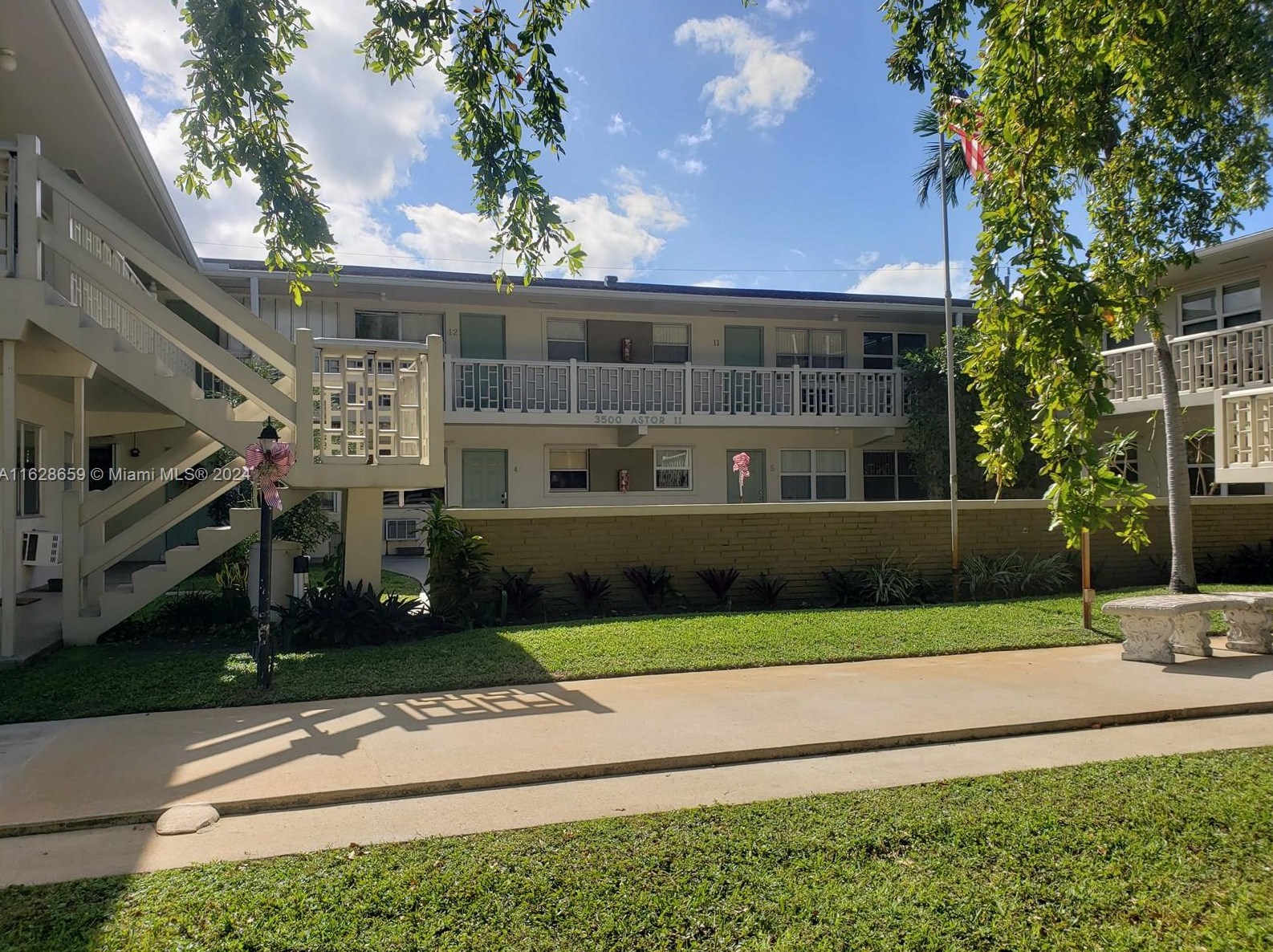 3500 Harrison St #12, Hollywood, FL 33021