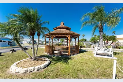 3172 Pluto Cir, Other City - In The State Of Florida, FL 33903 - Photo 10