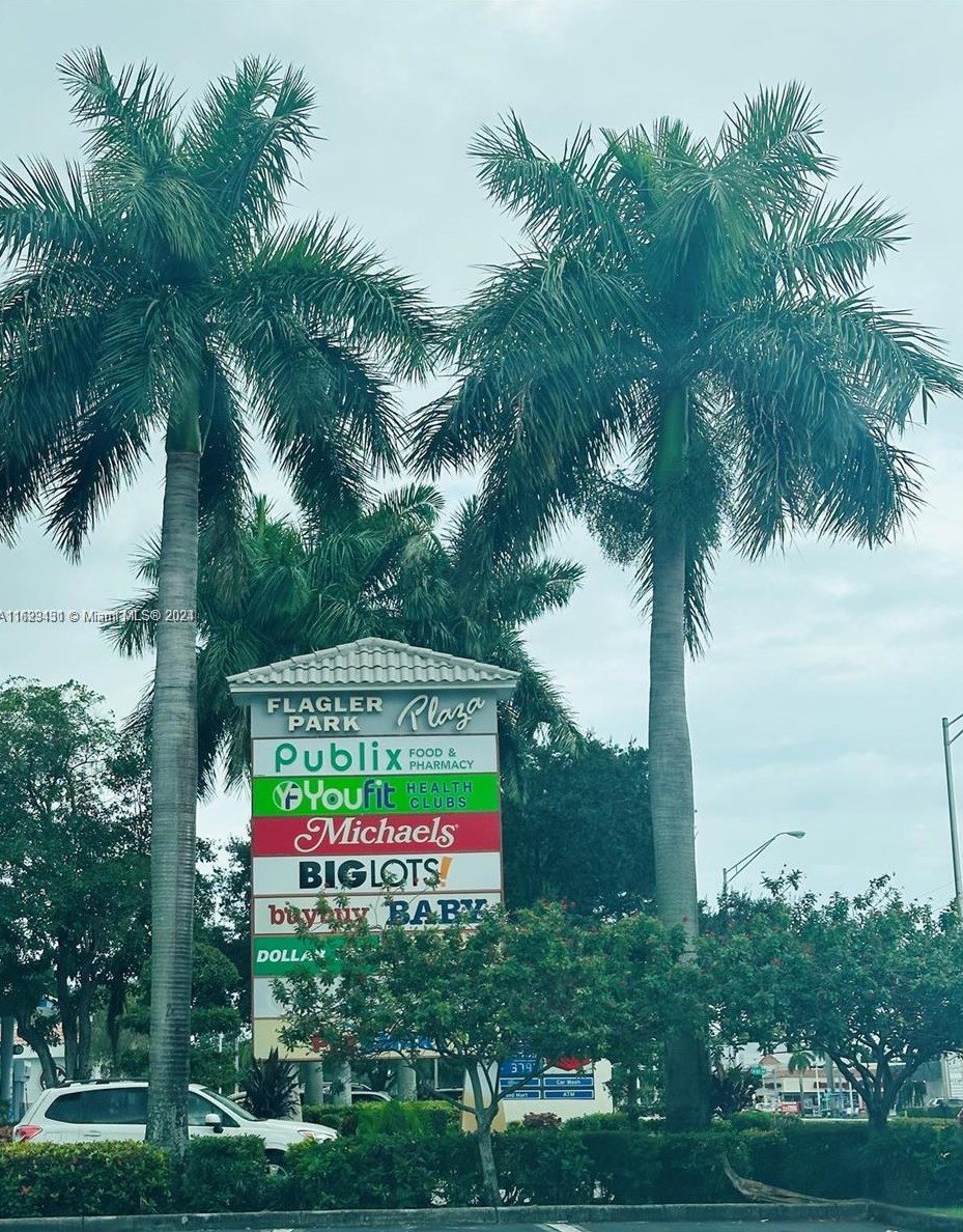 120 Nw 86th Ct, Miami, FL 33126