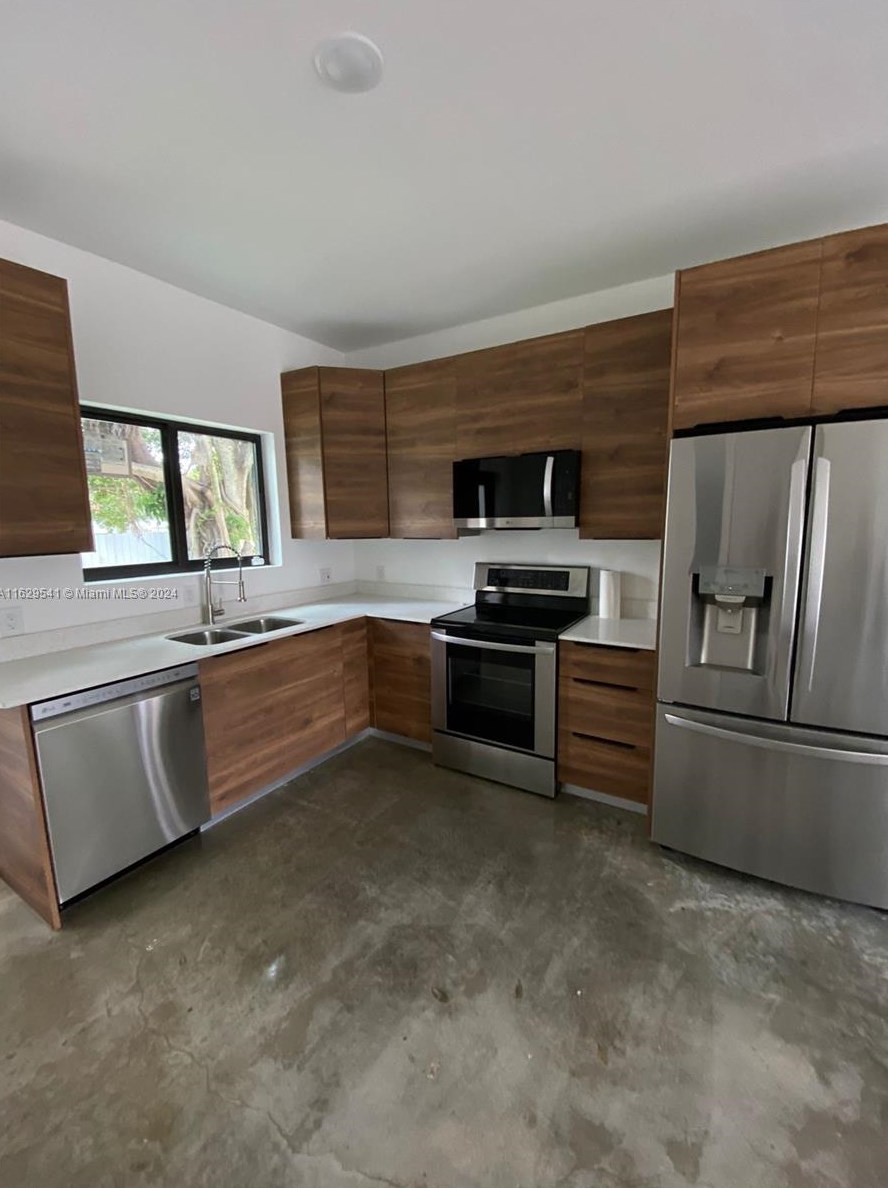 2146 Nw 69th Terrace #a, Miami, FL 33147
