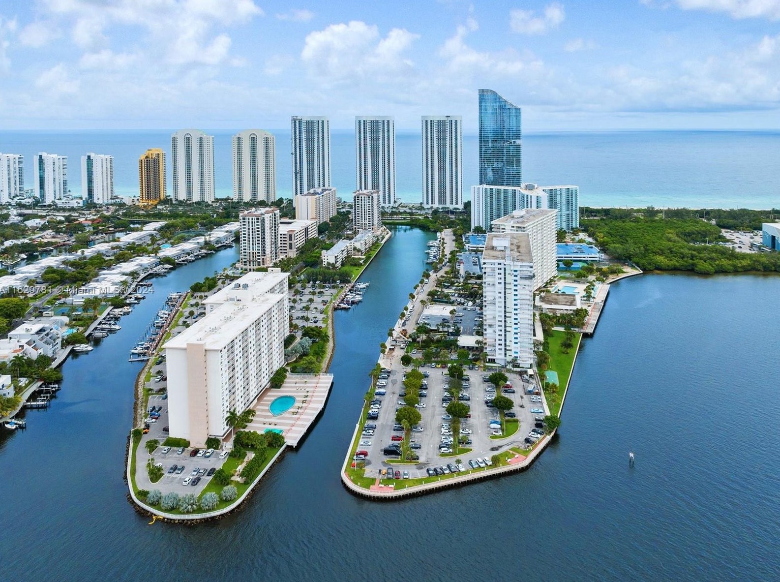 500 Bayview Dr #728, Miami, FL 33160