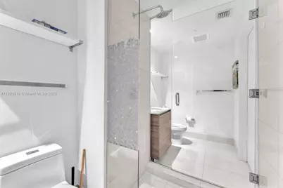 121 NE 34th St #905, Miami, FL 33137 - Photo 10