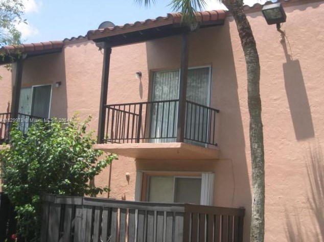 10832 Kendall Dr, Miami, FL