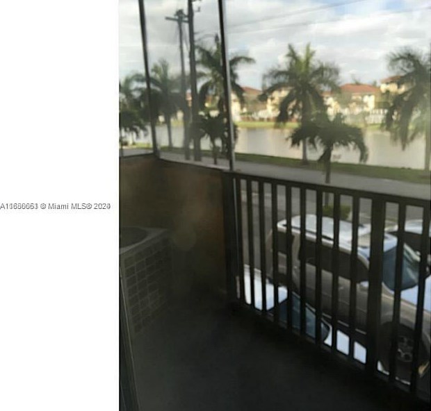 2075 Ne 164th St Apt 214, Miami, FL 33162