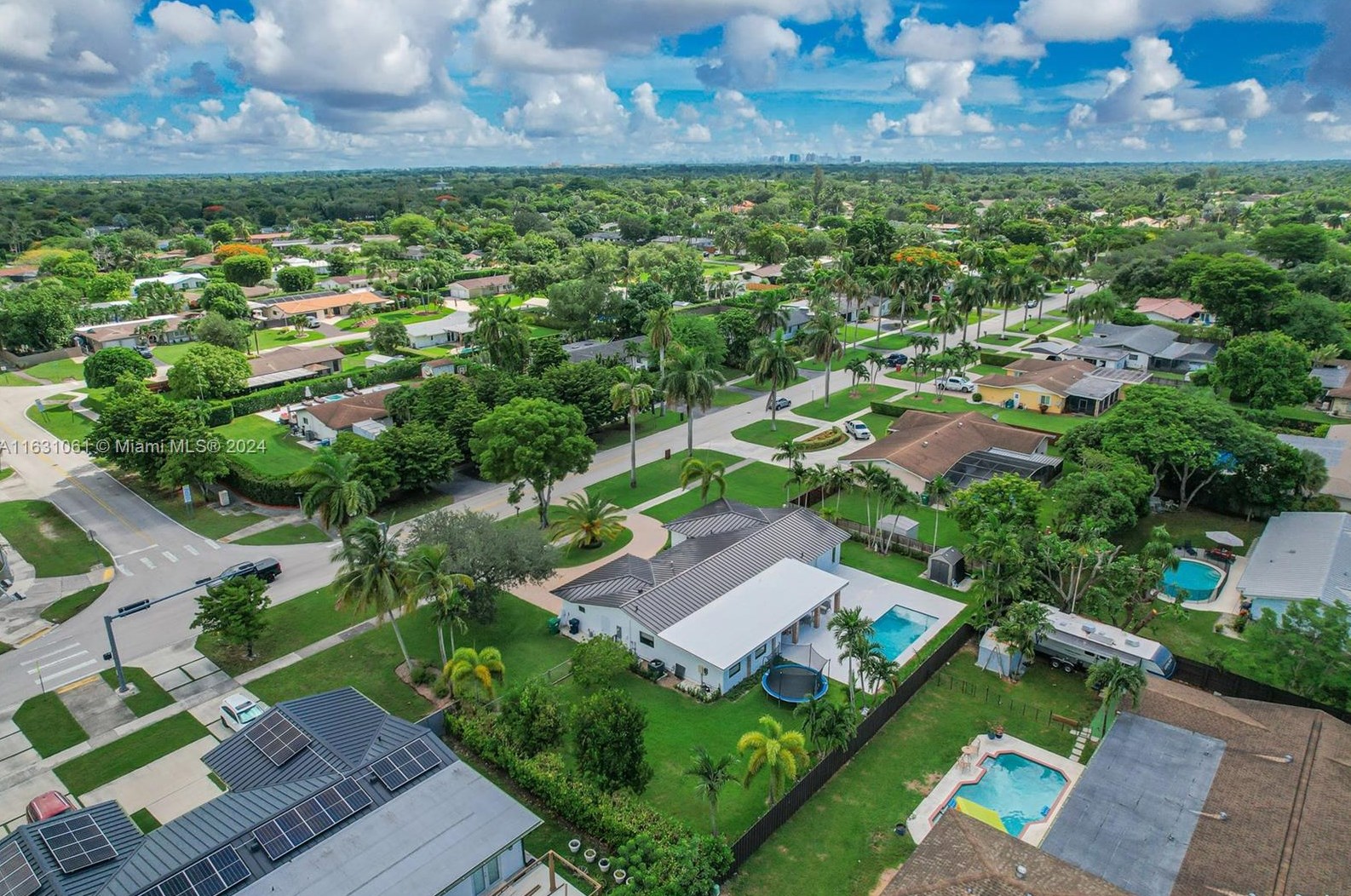 10900 128 St, Miami FL 33186-5405 exterior