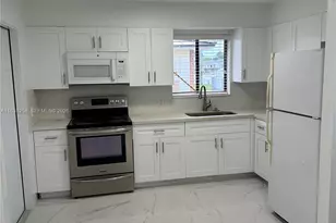 324 E 34th St, Hialeah, FL 33013 - Photo 22