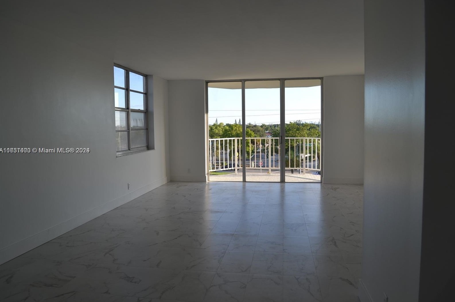 16710 Ne 9th Ave #402, Miami, FL 33162