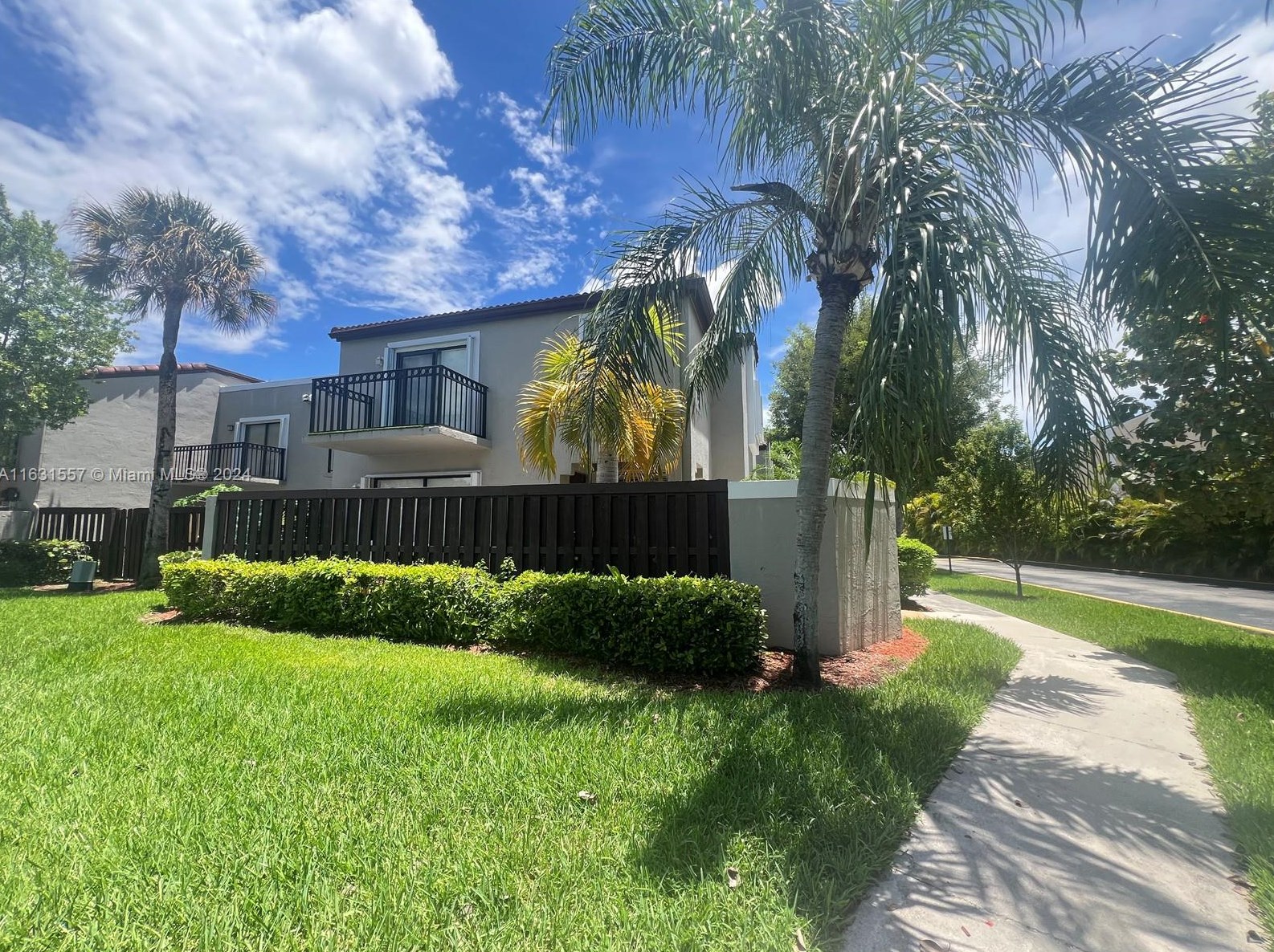 10520 153rd Ct, Miami, FL 33196-2703