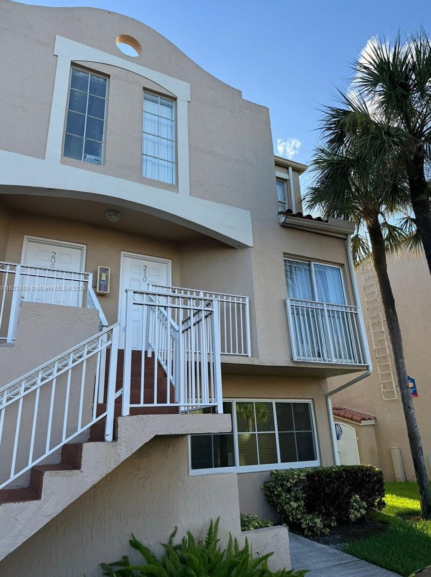 510 Nw 86th Pl #12-210, Miami, FL 33126