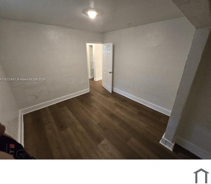 5903 Miami Ave, Miami FL 33127-1243 exterior