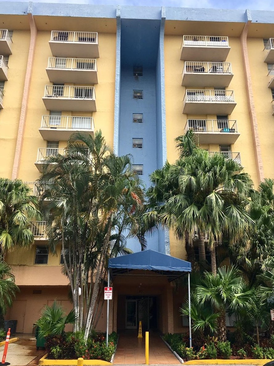 801 Nw 47th Ave #619w, Miami, FL 33126