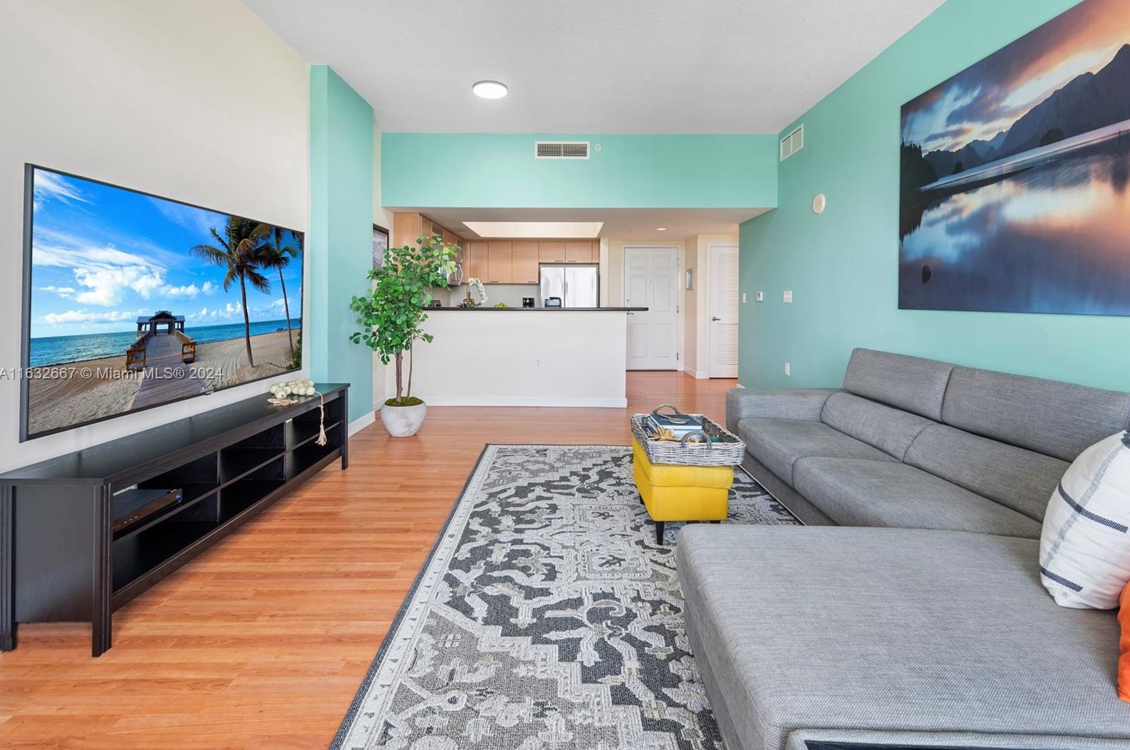 140 S Dixie Hwy #1035, Hollywood, FL 33020