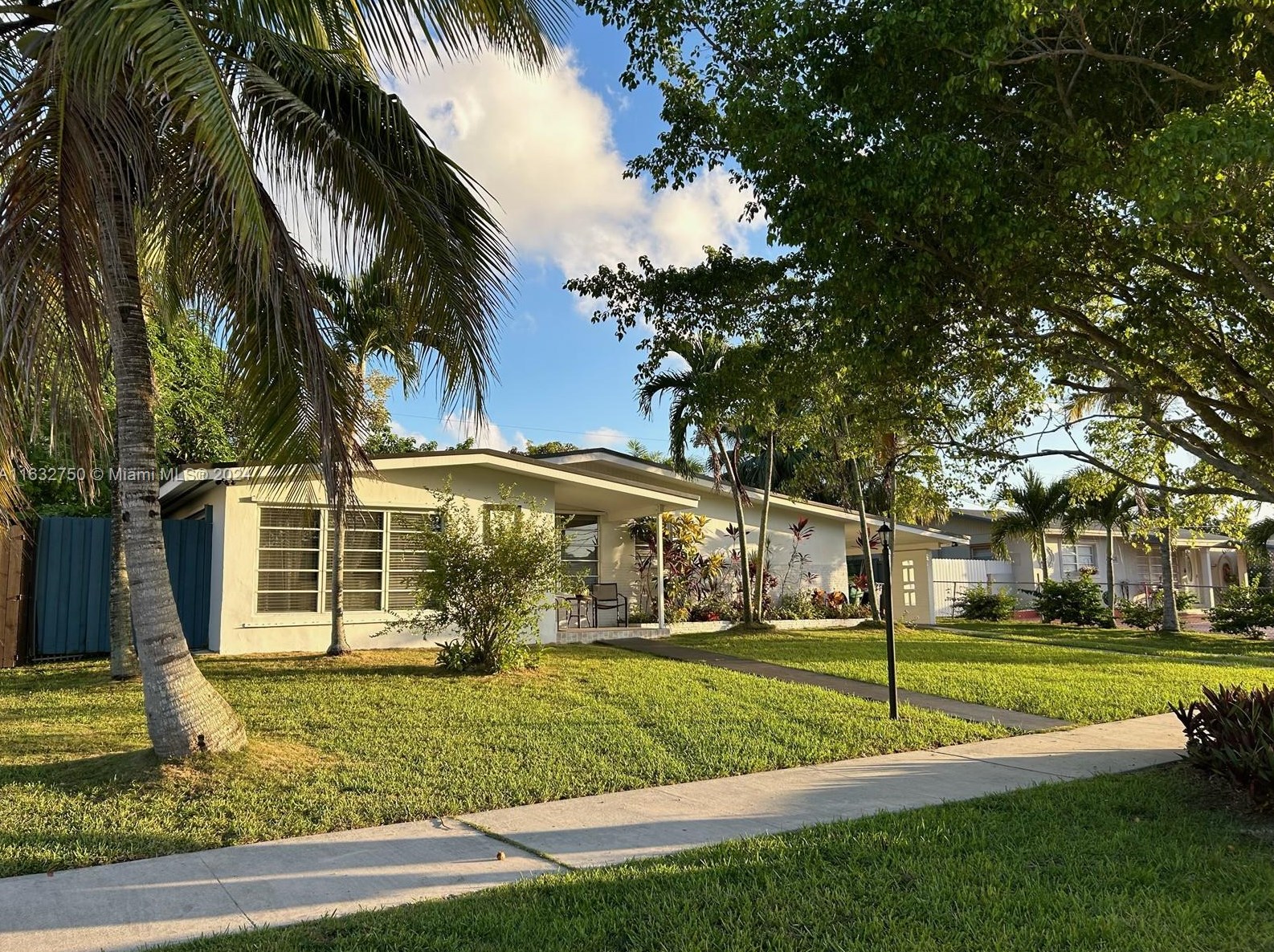 12000 174th St, Miami, FL 33177-2247
