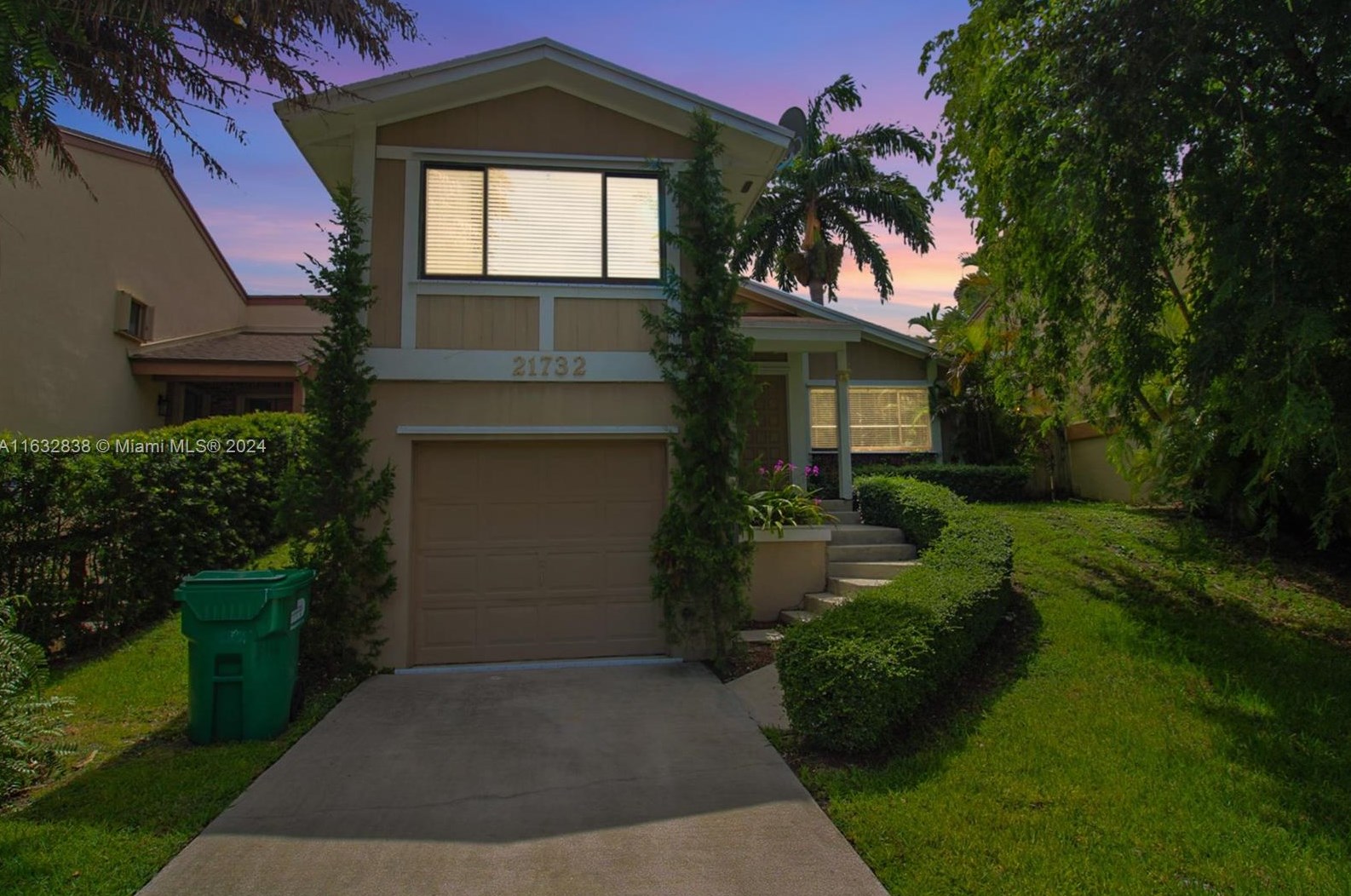 21732 Sw 99th Ave, Miami, FL 33190