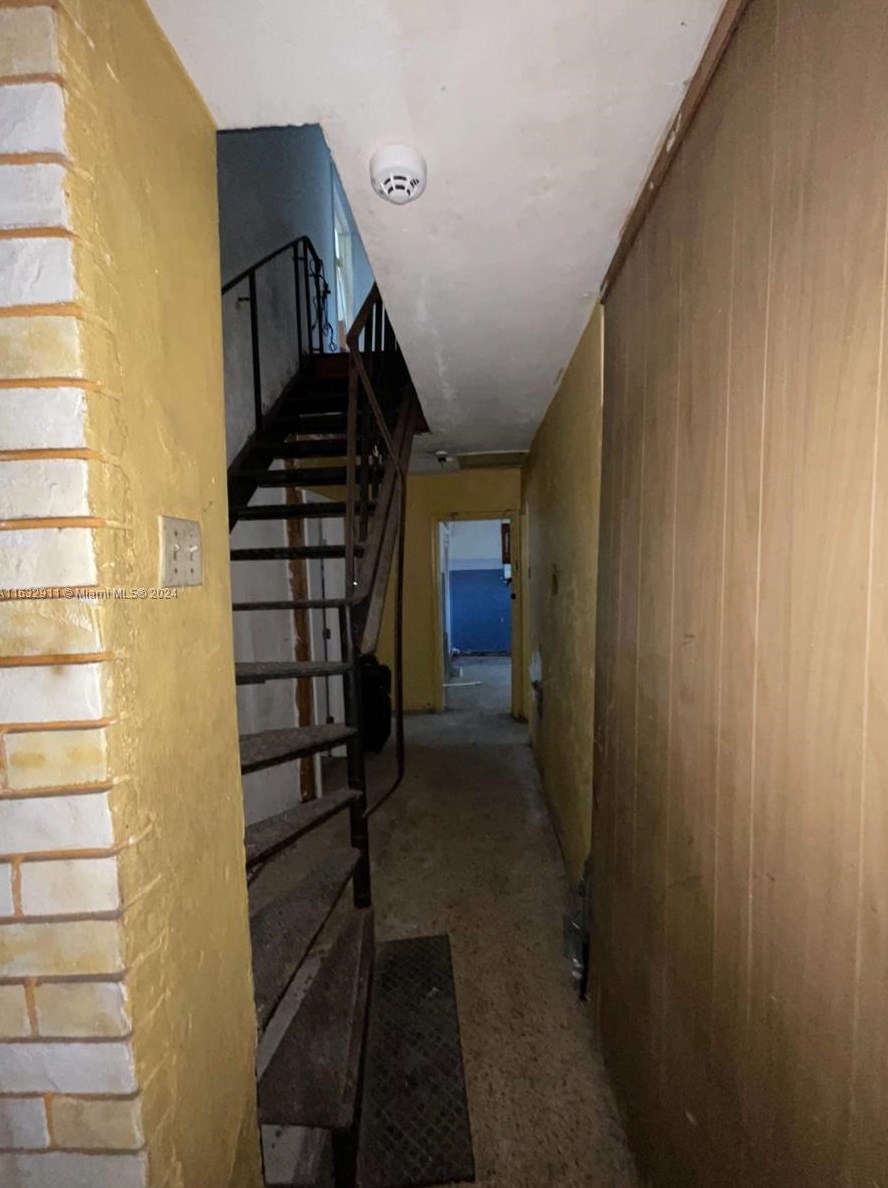 1560 154 St, Miami FL 33054-2930 exterior