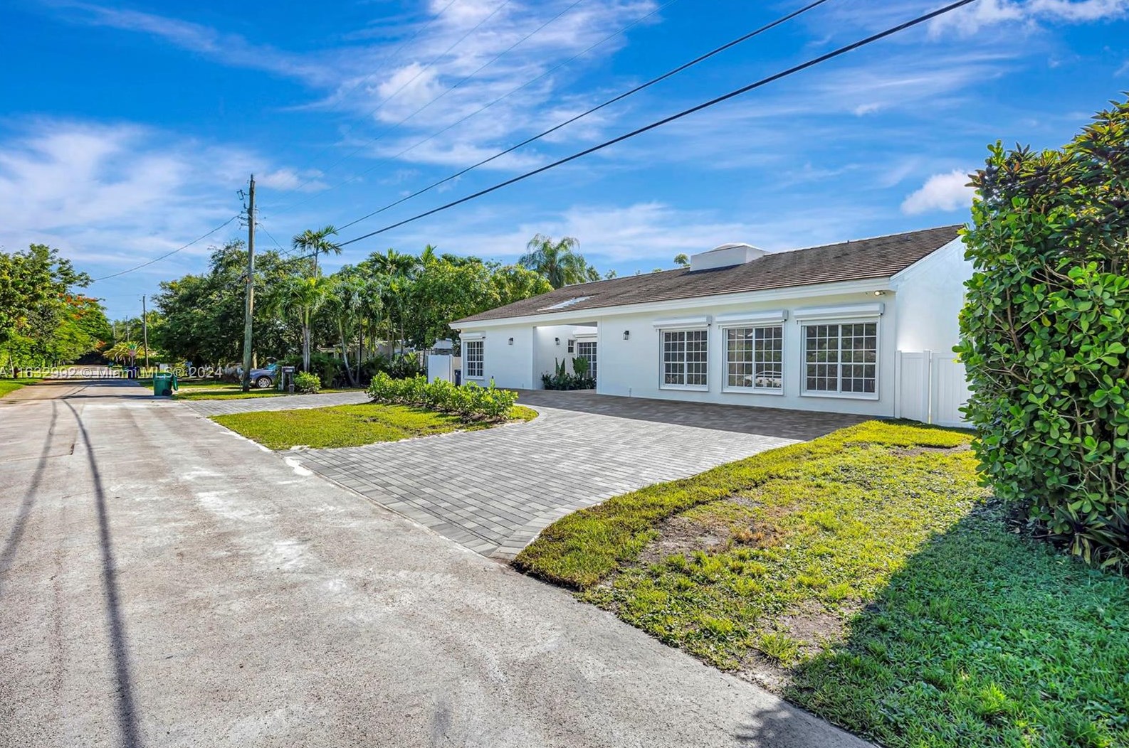 6841 Sw 71st Ave, Miami, FL 33143