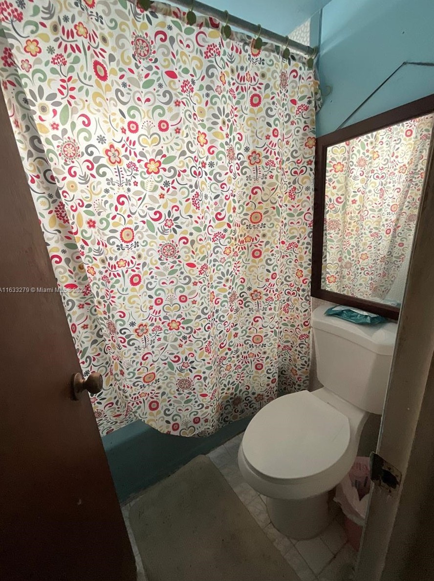 1793 Sw 5th St #202, Miami, FL 33135