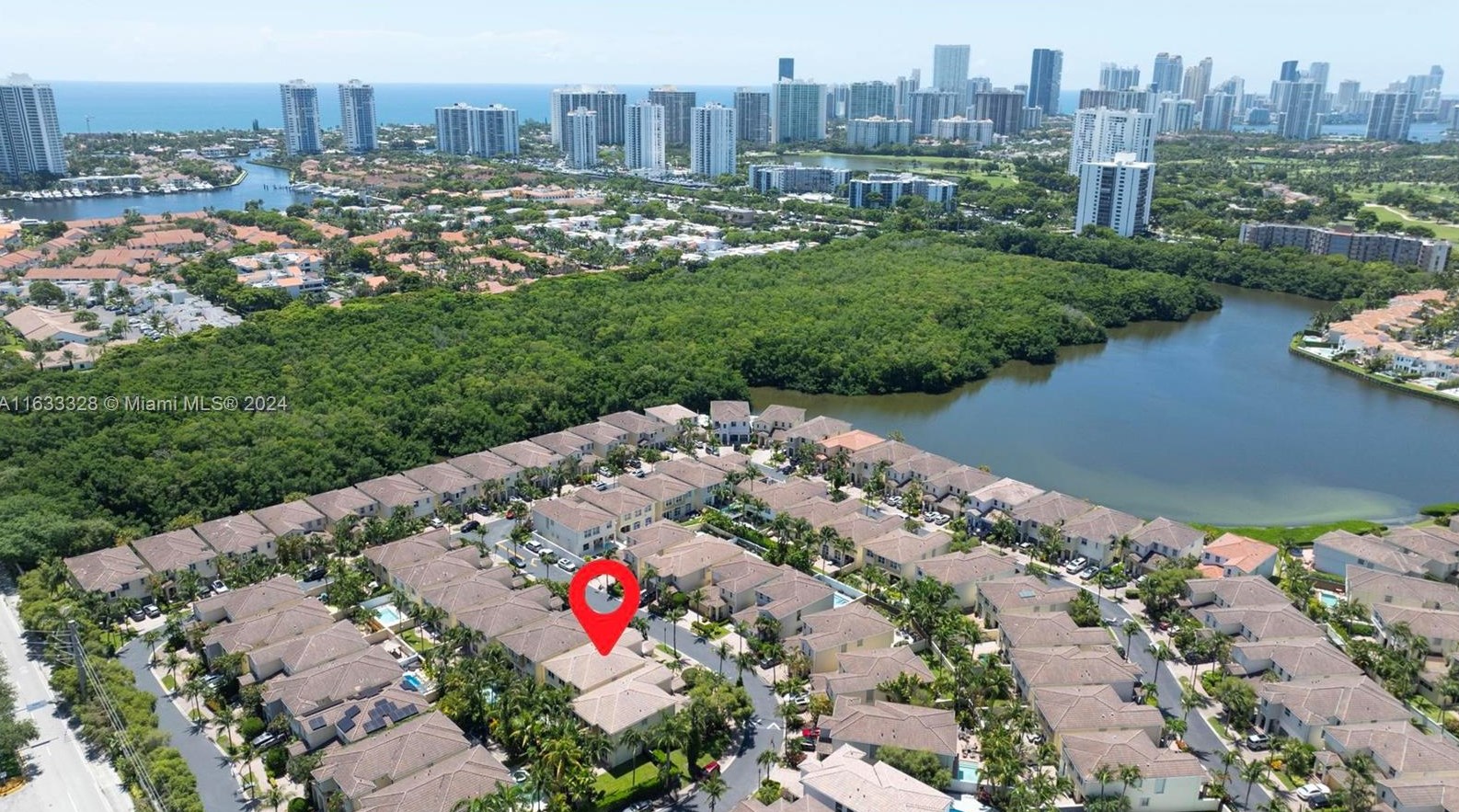 3227 212th St, Miami FL 33056-1014 exterior