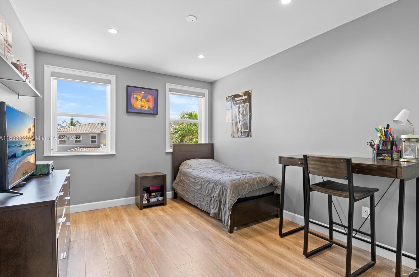 3227 212th St, Miami FL 33056-1014 exterior