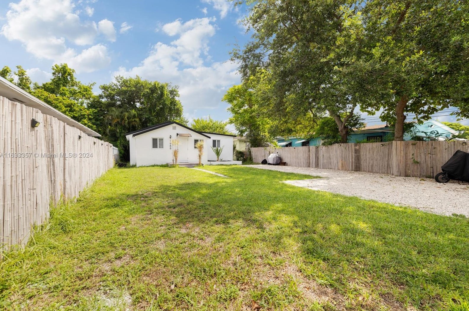 1988 58th St, Miami, FL 33142-7846