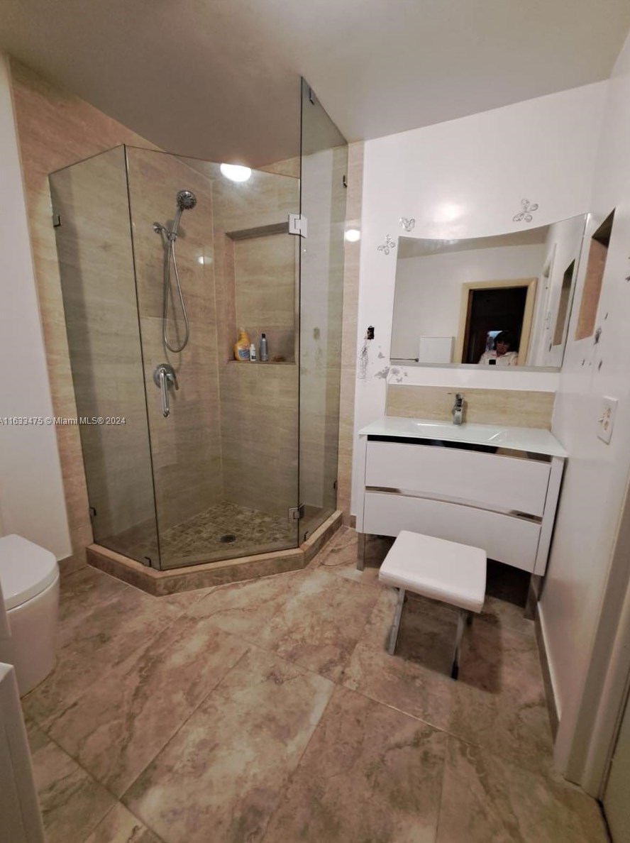 2021 N 48th Ave, Hollywood, FL 33021