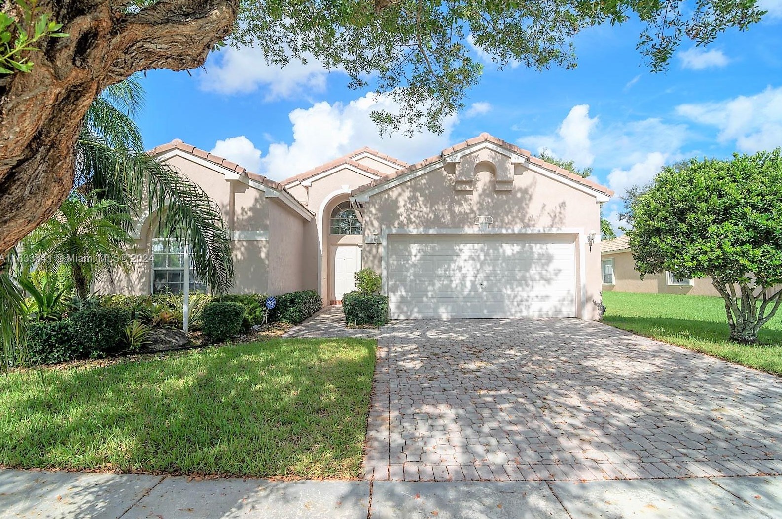 1116 132nd Ave, Hollywood, FL 33028-2738