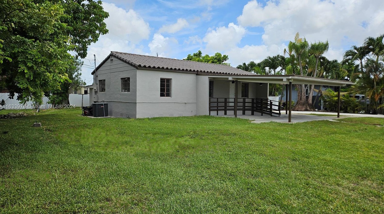 7625 18th St, Miami, FL 33155-1500