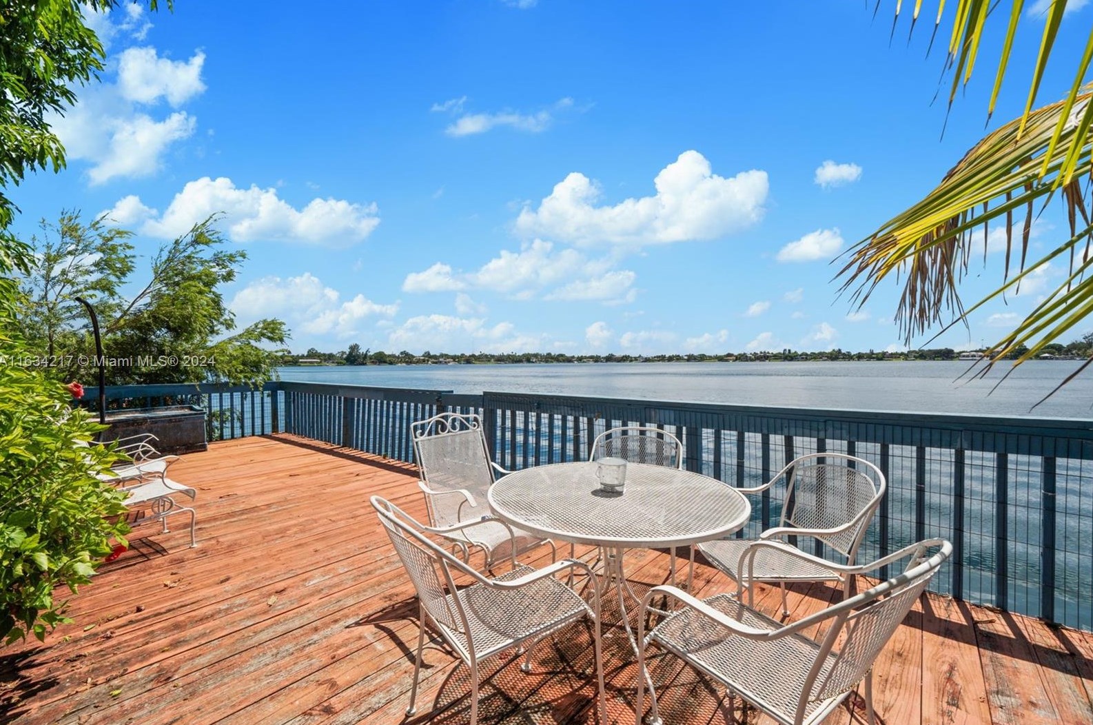 5000 82nd Ave, Miami, FL 33155-5434