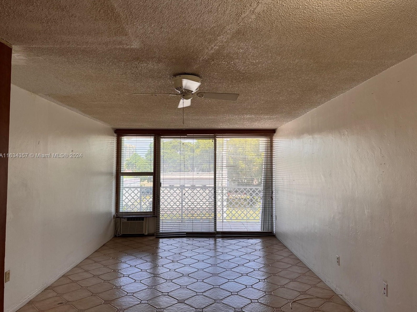 1400 Pennsylvania Ave #35, Miami, FL 33139