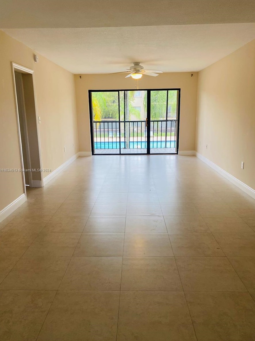 8415 Sw 107th Ave #271w, Miami, FL