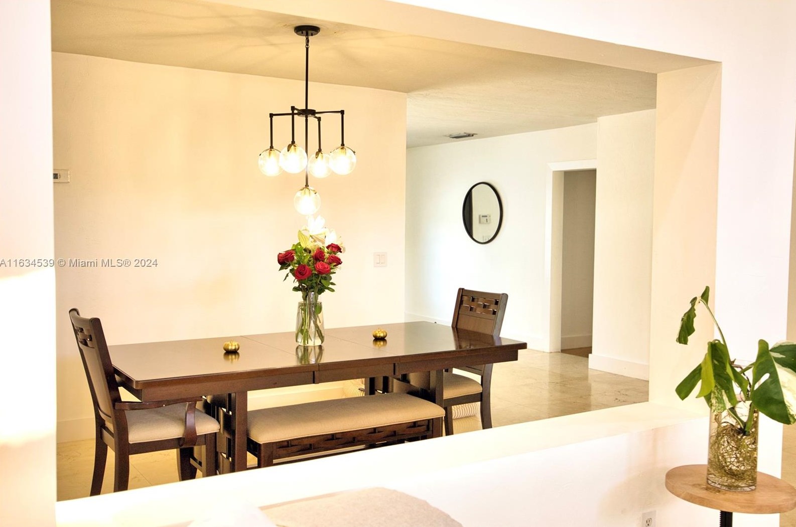 1860 124 St, Miami FL 33181-2613 exterior