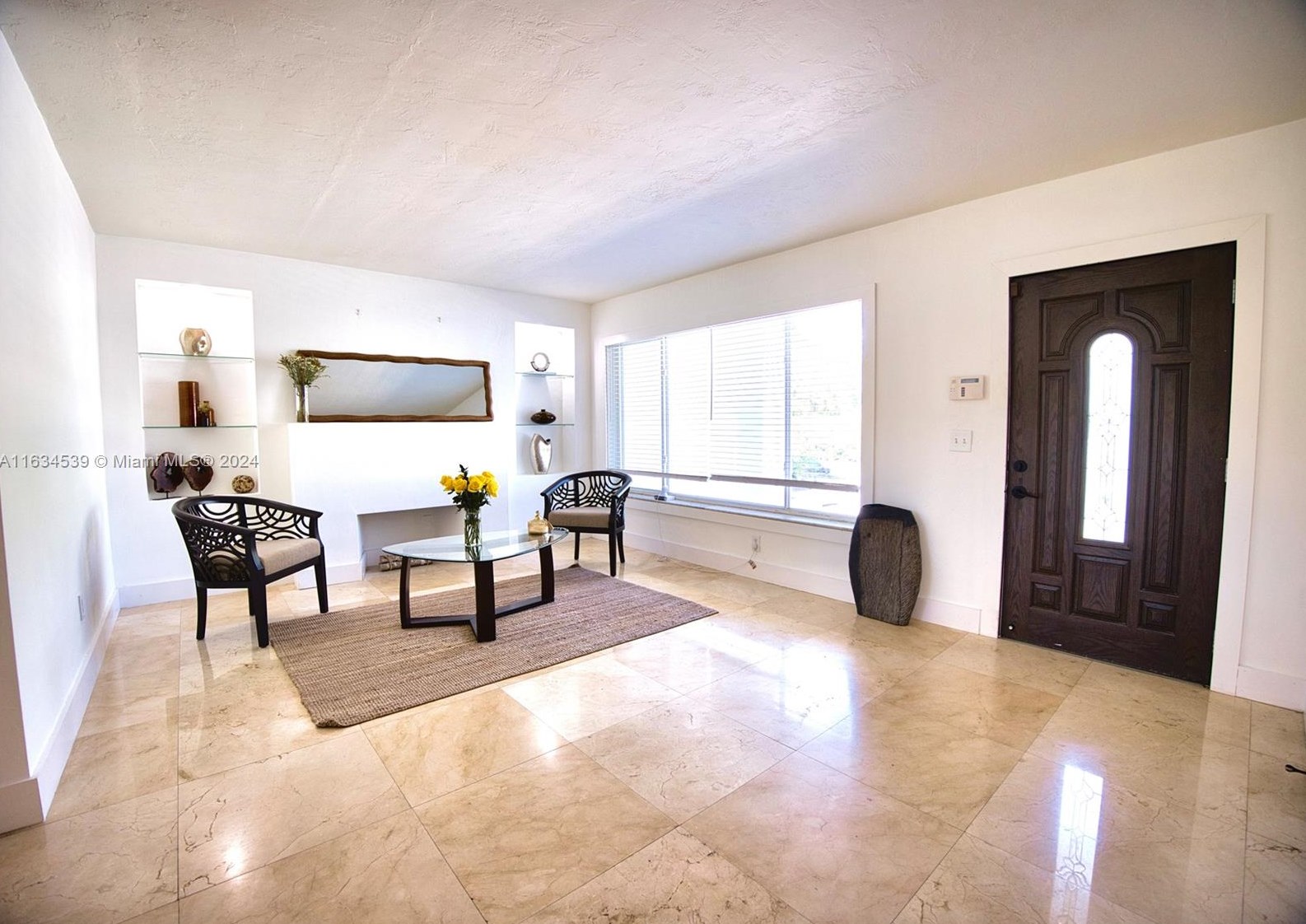 1860 124 St, Miami FL 33181-2613 exterior