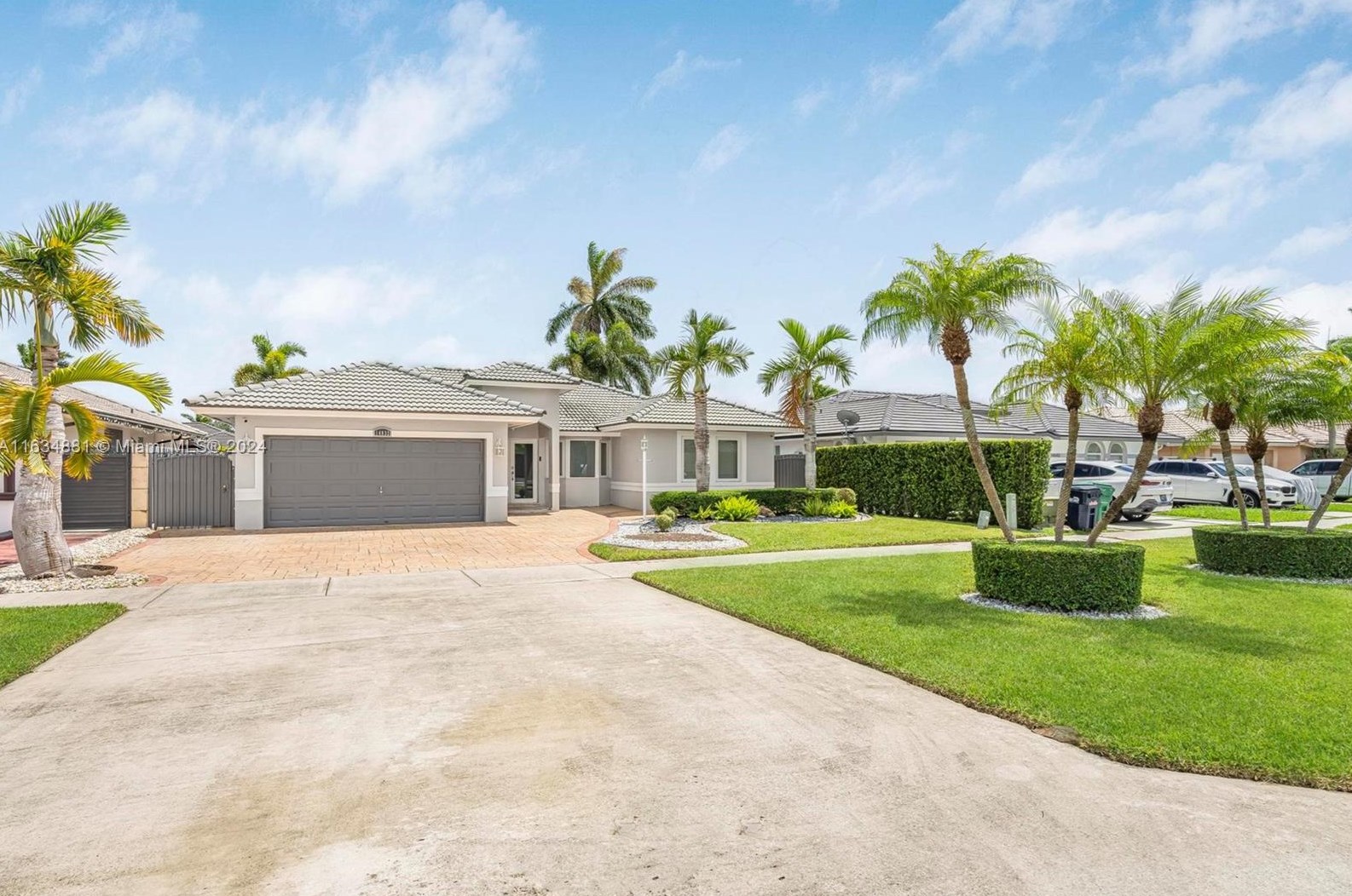 14832 Sw 176th St, Miami, FL 33187