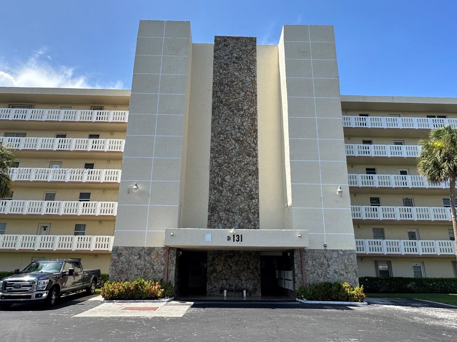 131 Se 3rd Ave #301, Dania Beach, FL 33004