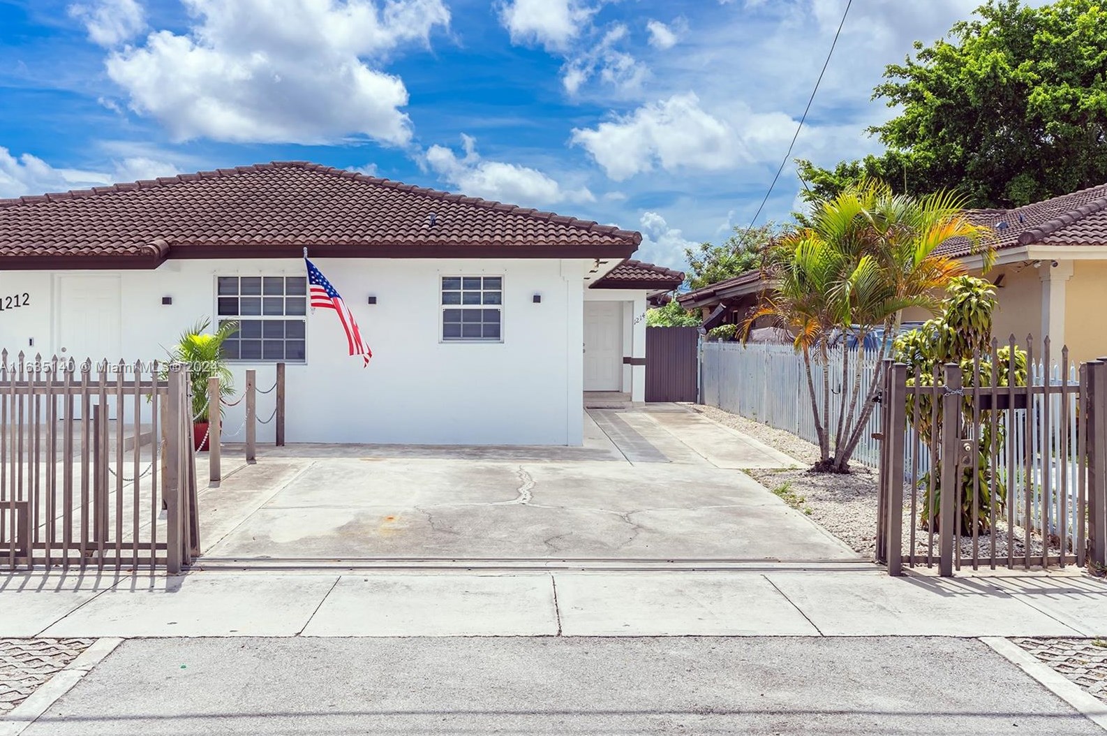 1214 Nw 34th Ave #1214, Miami, FL 33125