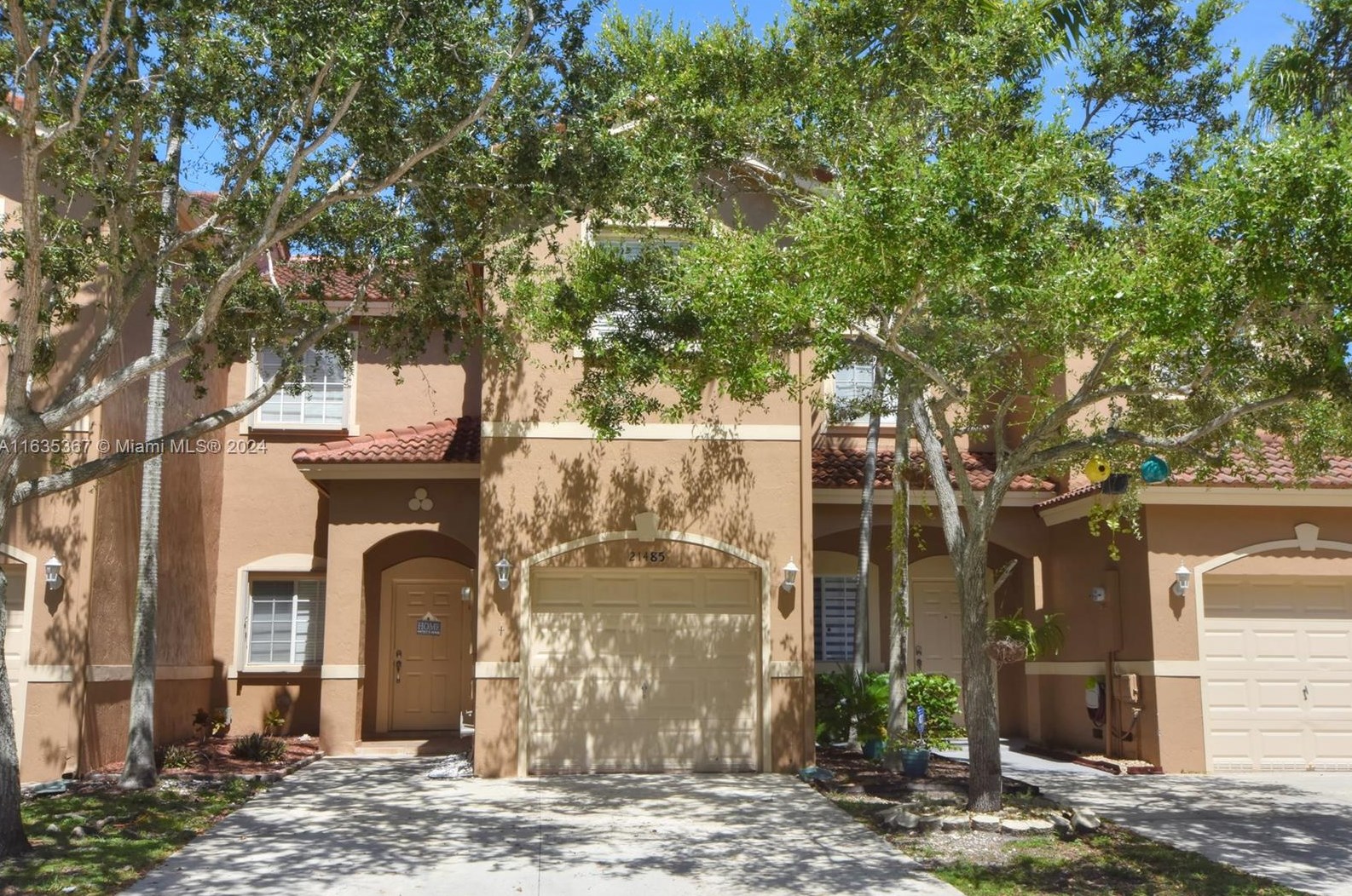 21485 85th Ave, Miami, FL 33189-7304