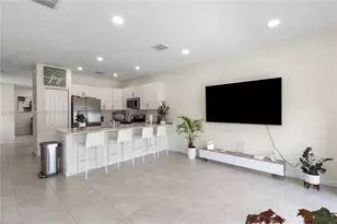 11410 W 34th Wy., Hialeah, FL 33018 - Photo 10