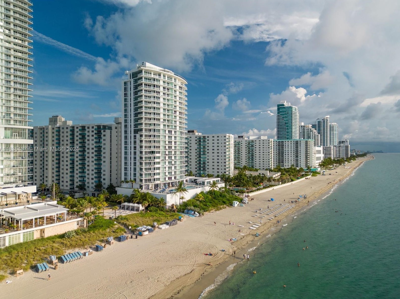 4001 Ocean Dr, Hollywood FL 33019-3005 exterior