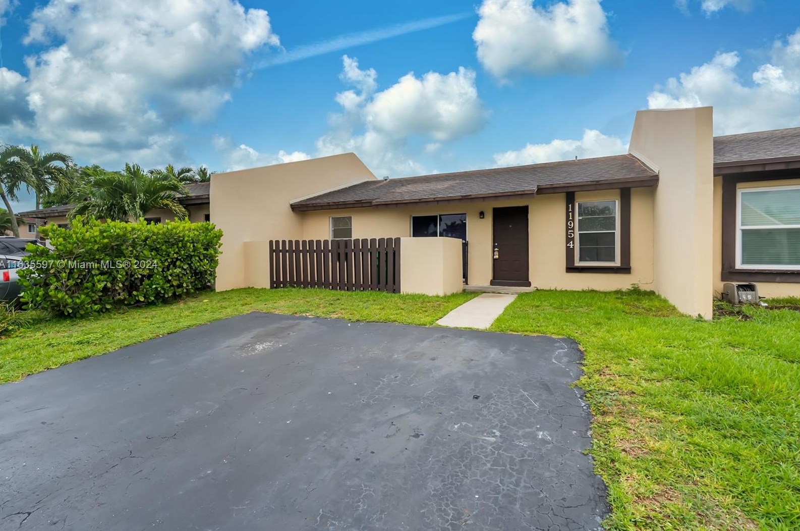 11954 122nd Ct, Miami, FL 33186-5063