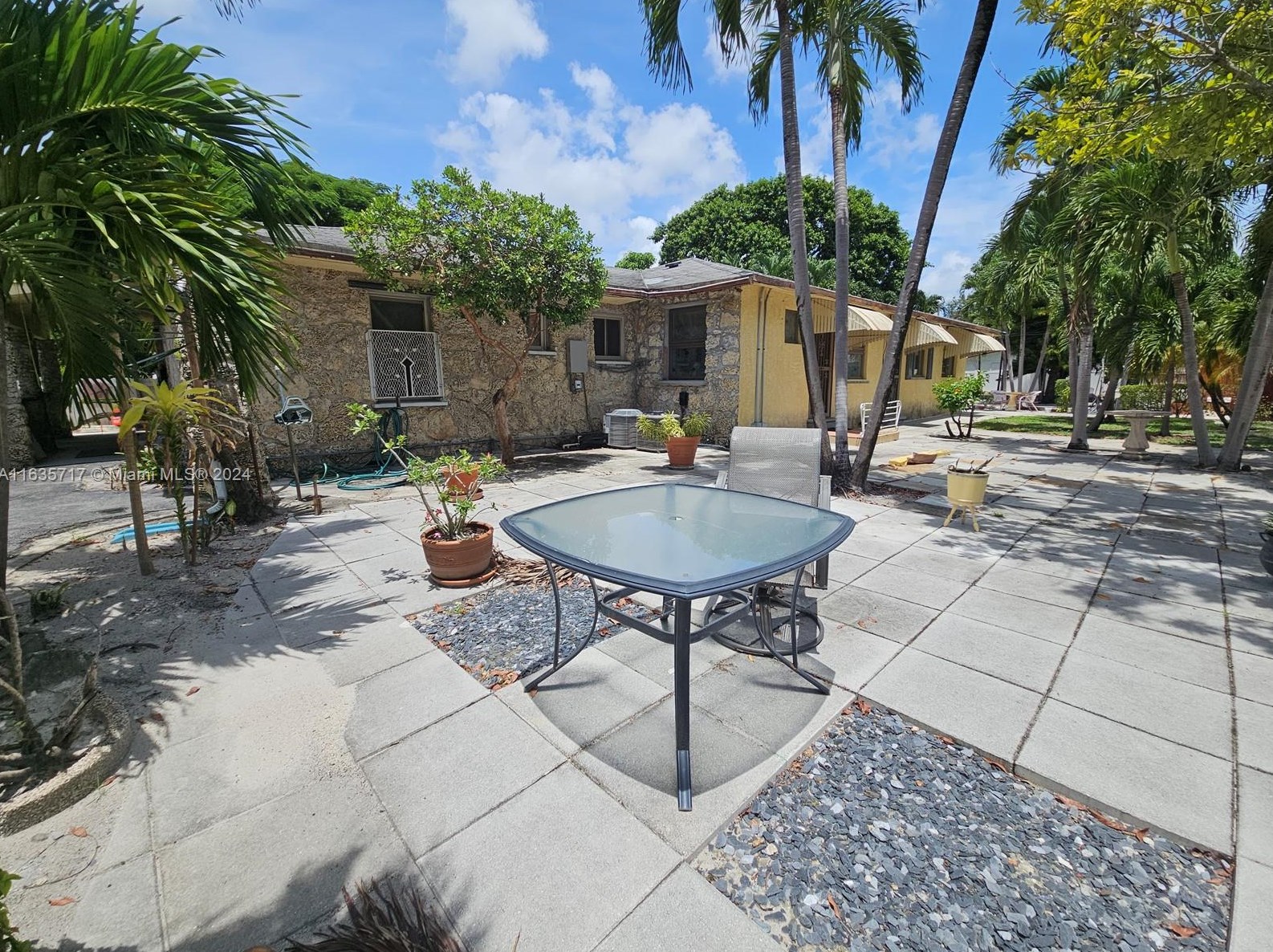 2323 Polk St, Hollywood, FL 33020-6714