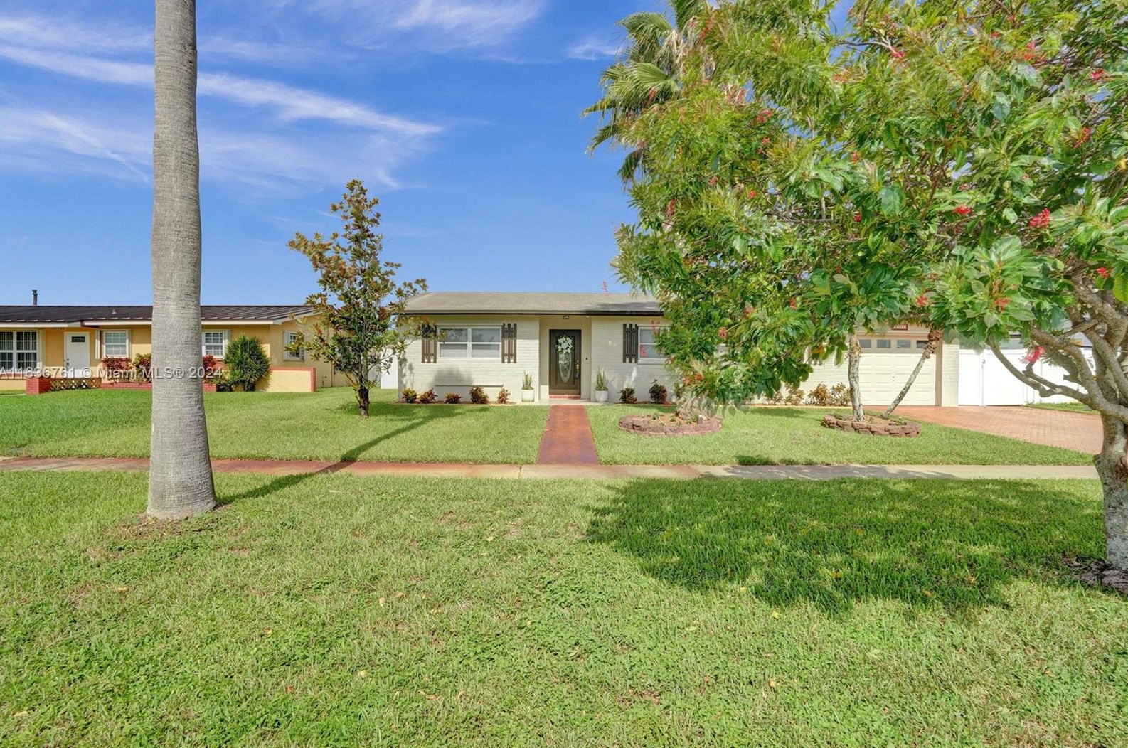 2111 Nw 118th Ave, Hollywood, FL 33026
