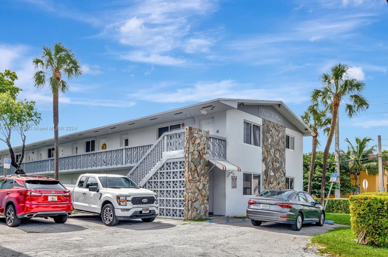 898 Nw 45th Ave #42, Miami, FL 33126