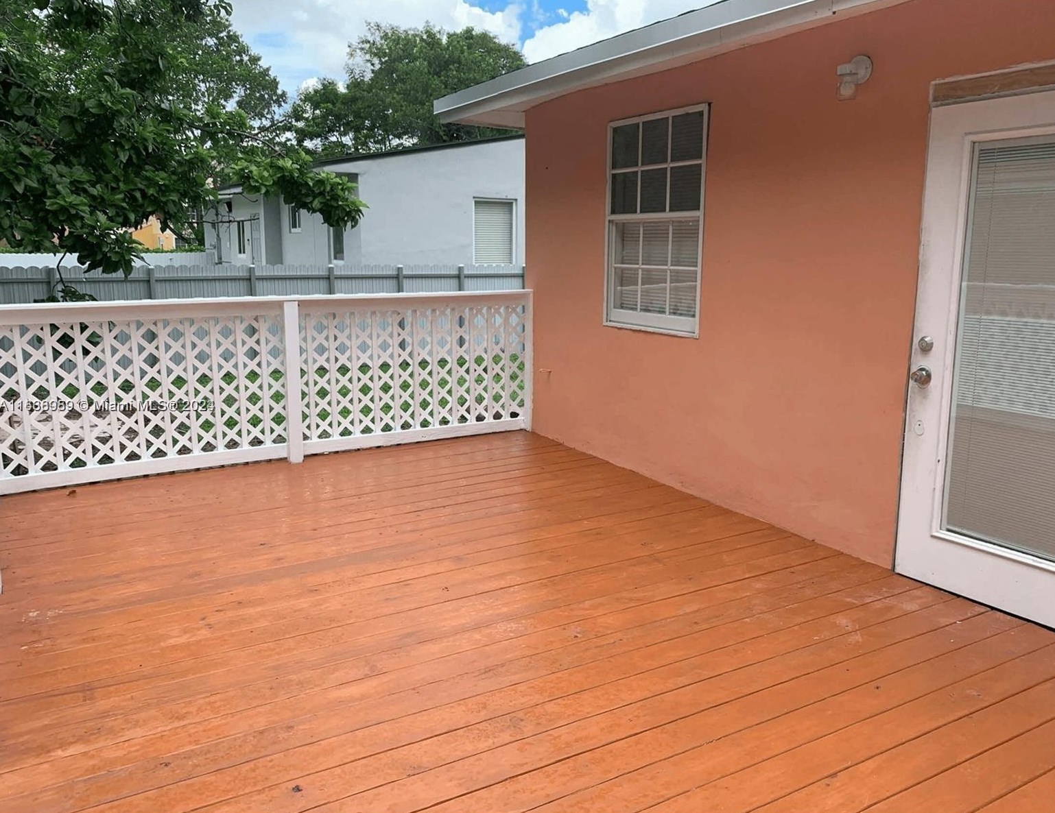 1434 116th St, Miami, FL 33167-3216
