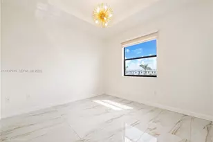 28725 SW 133rd Ct, Homestead, FL 33033 - Photo 8