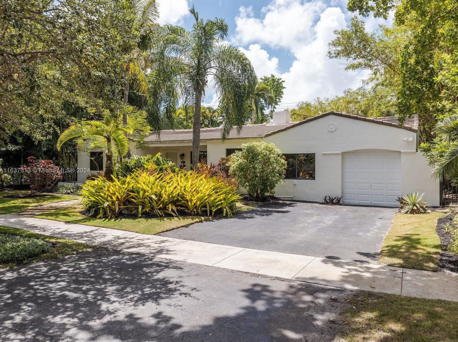 70 94th St, Miami FL  33138-2820 exterior