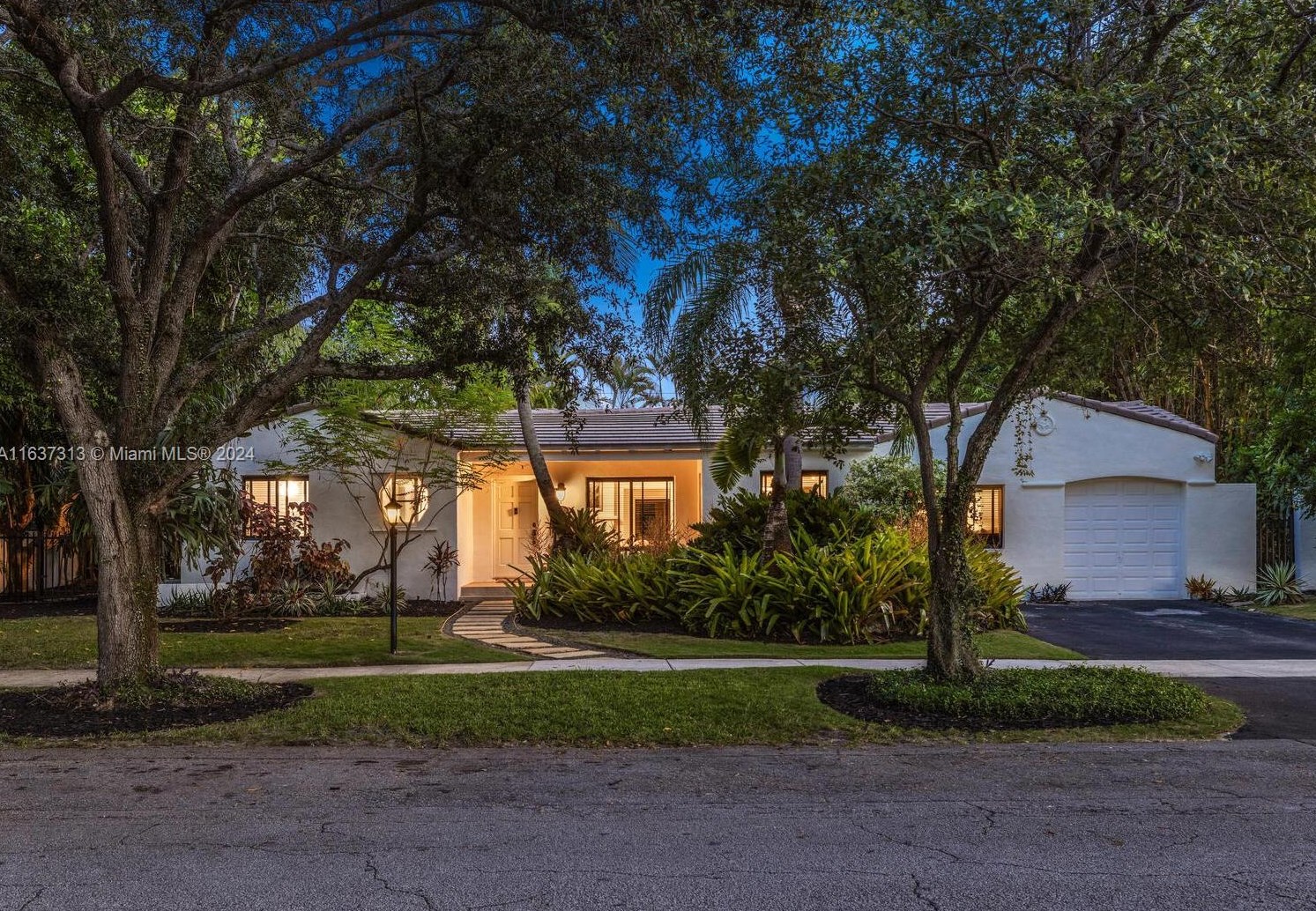 70 94th St, Miami FL  33138-2820 exterior